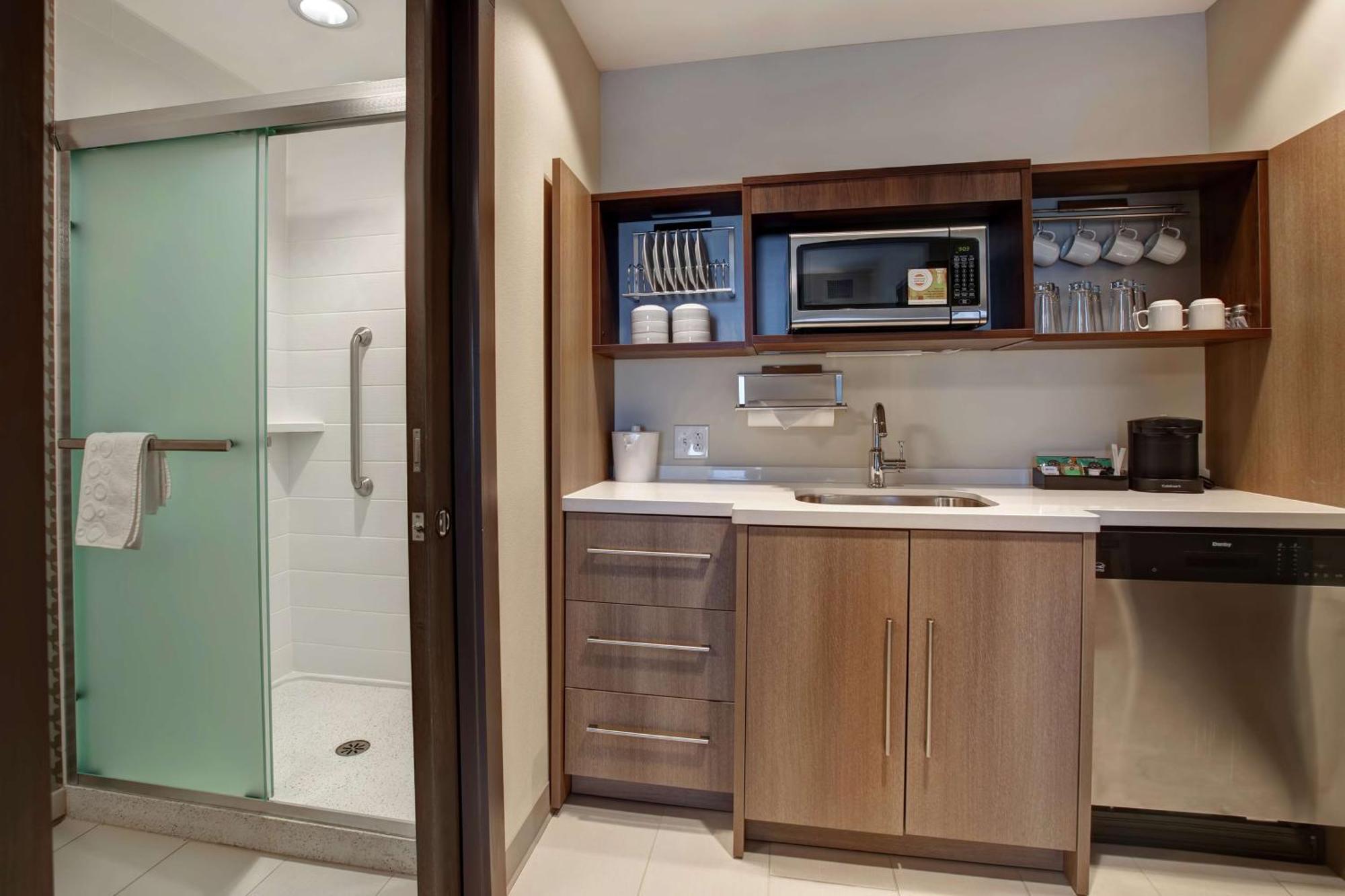 Home2 Suites By Hilton Charlotte Uptown Екстериор снимка