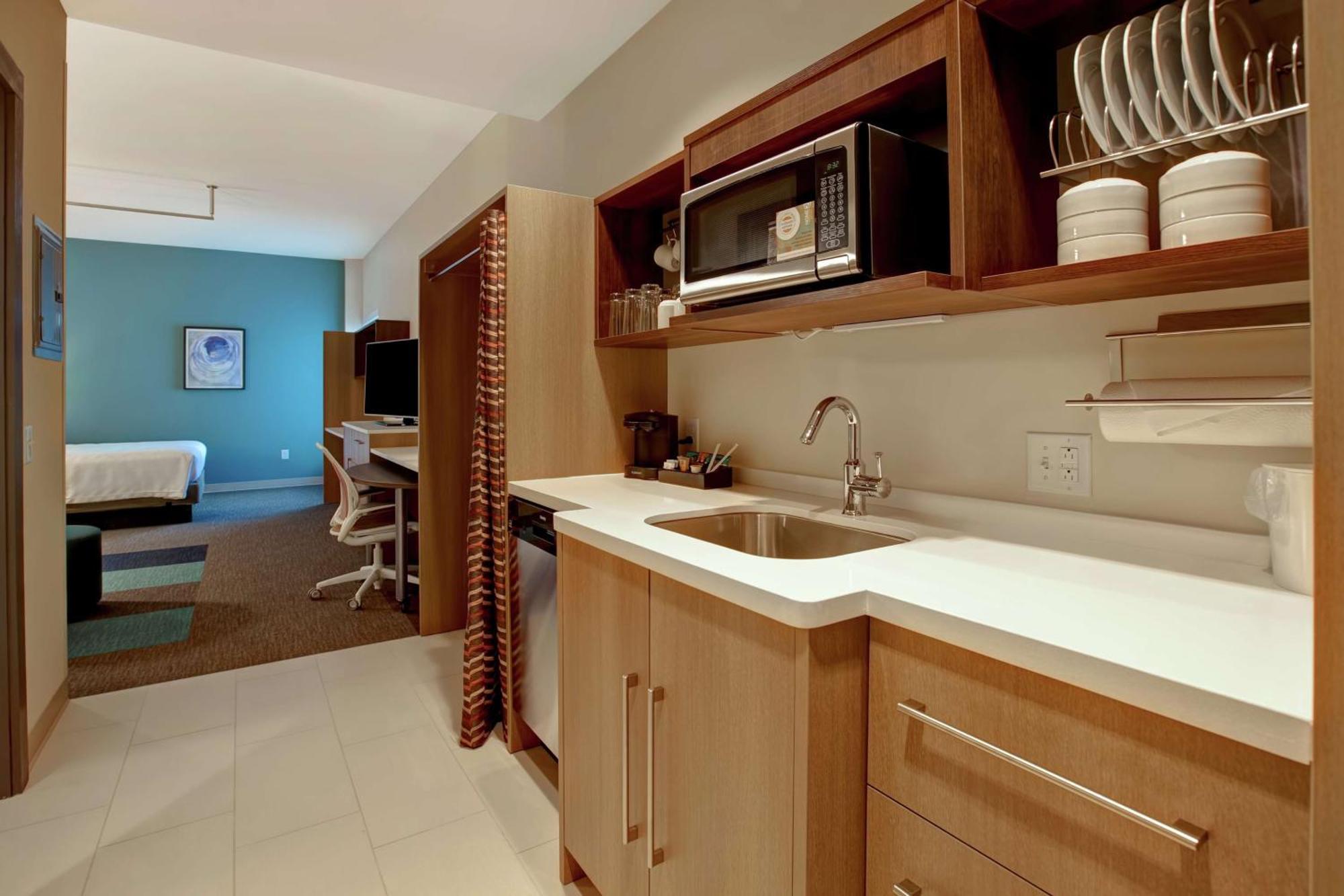 Home2 Suites By Hilton Charlotte Uptown Екстериор снимка