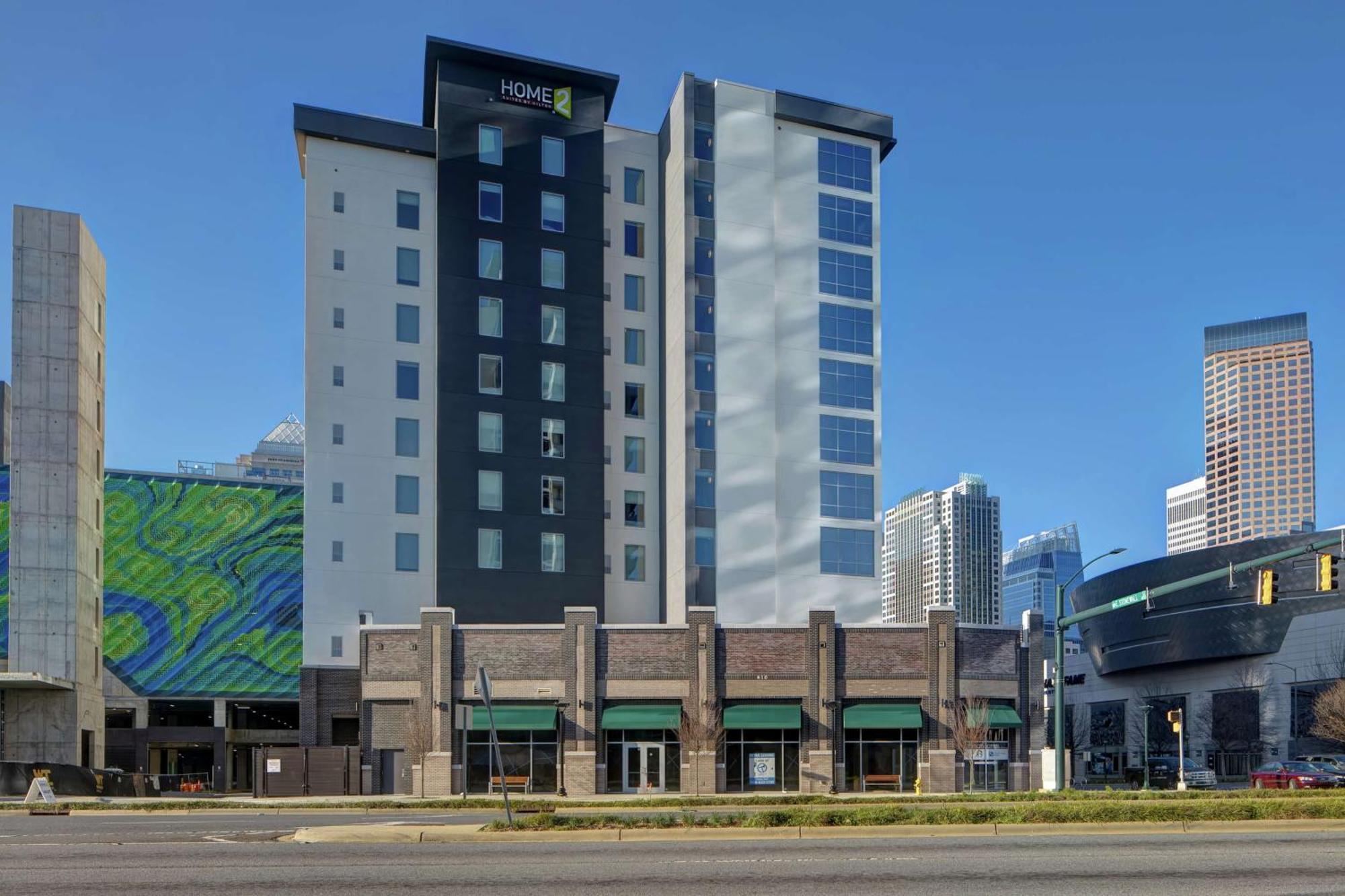 Home2 Suites By Hilton Charlotte Uptown Екстериор снимка