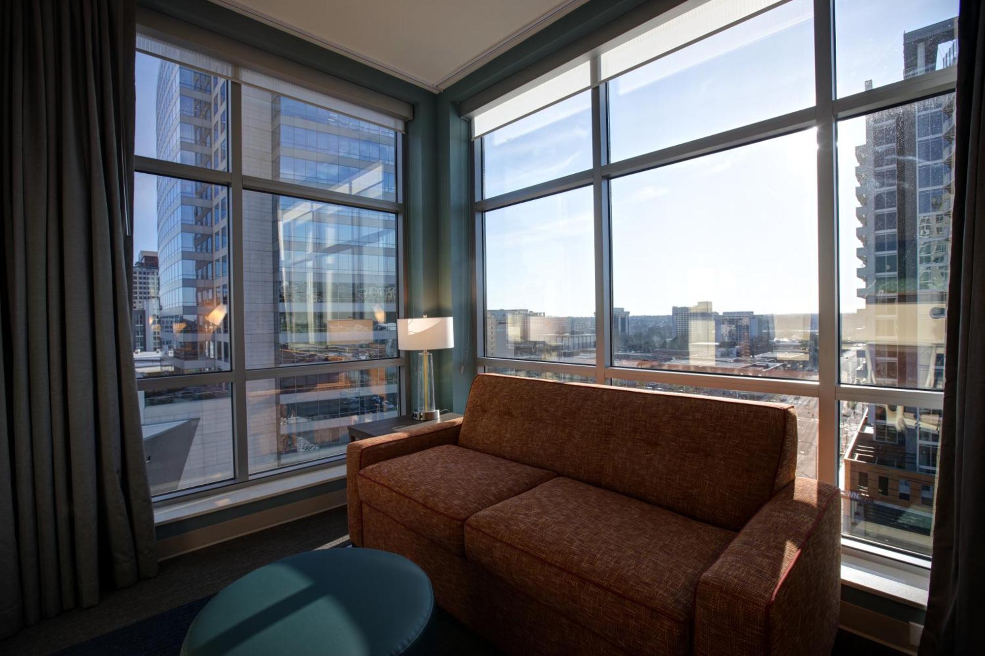 Home2 Suites By Hilton Charlotte Uptown Екстериор снимка