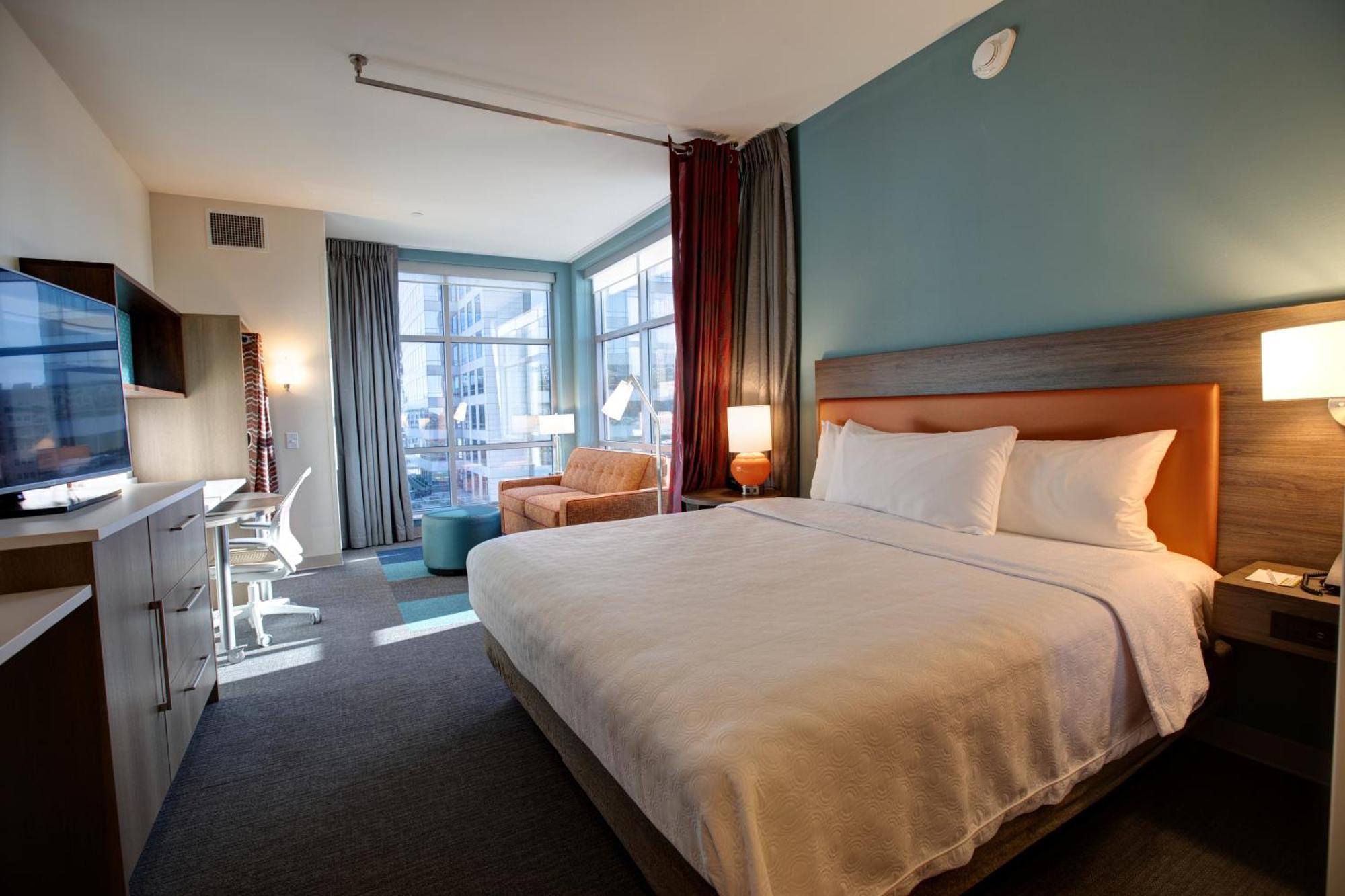 Home2 Suites By Hilton Charlotte Uptown Екстериор снимка