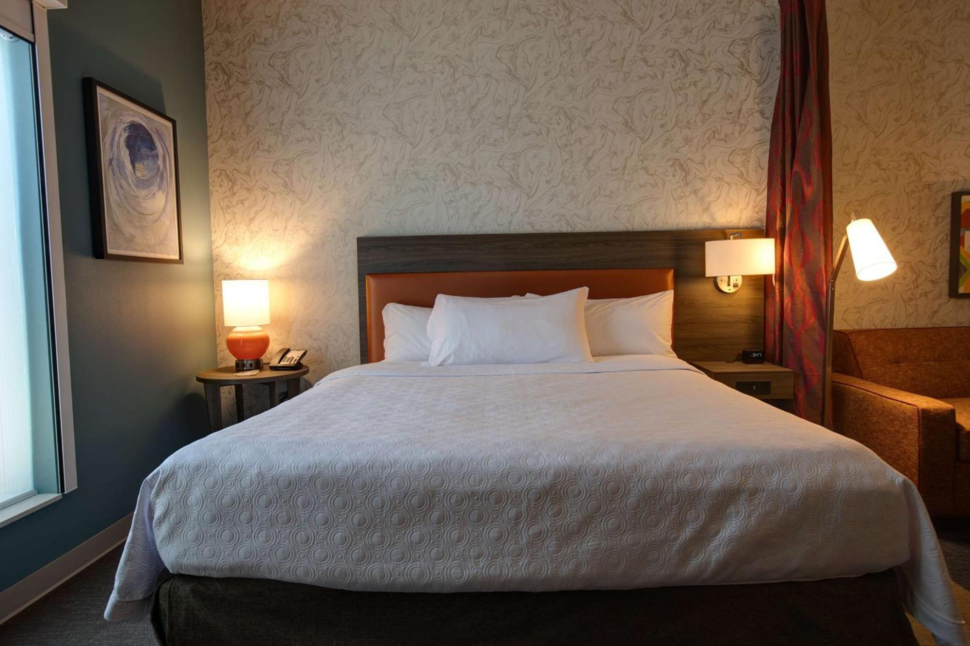 Home2 Suites By Hilton Charlotte Uptown Екстериор снимка